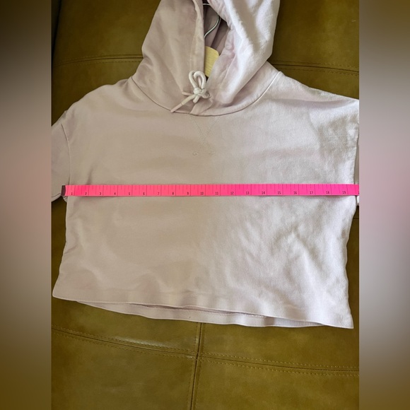 Gymshark Cropped Hoodie - Picture 4 of 8